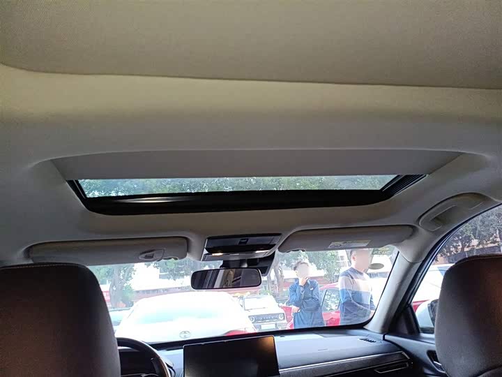 Фото 18 - Nissan Teana