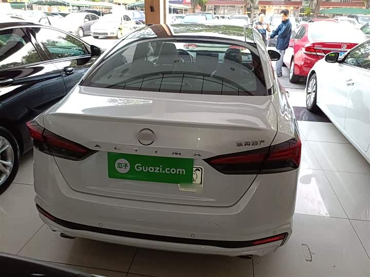 Фото 6 - Nissan Teana