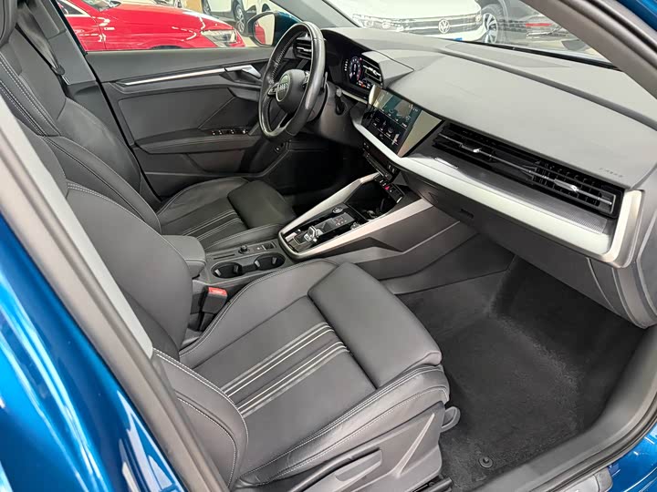 Фото 17 - Audi A3