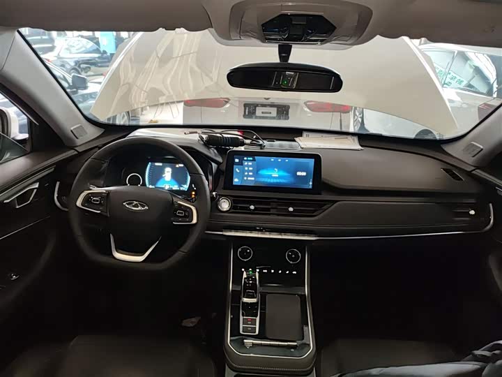 Фото 10 - Chery Tiggo 8