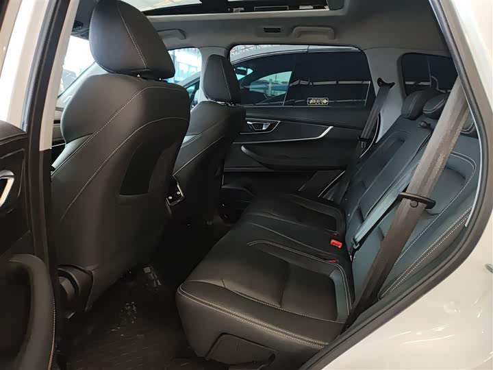 Фото 17 - Chery Tiggo 8