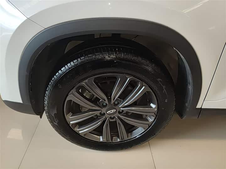 Фото 23 - Chery Tiggo 8