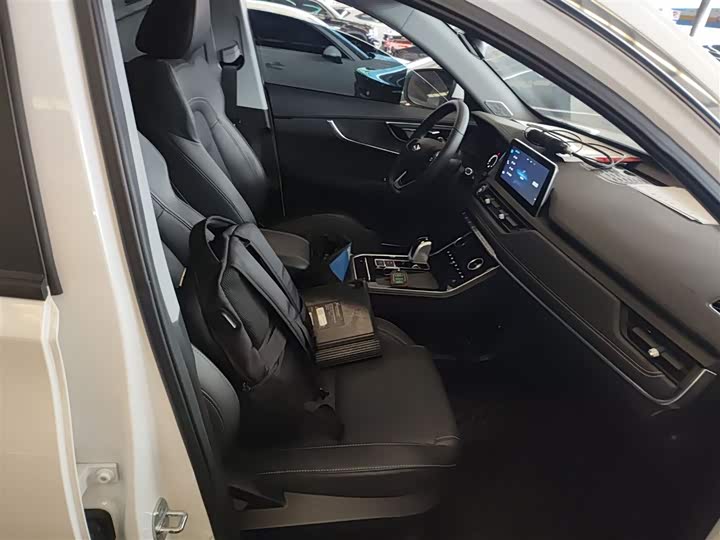 Фото 25 - Chery Tiggo 8