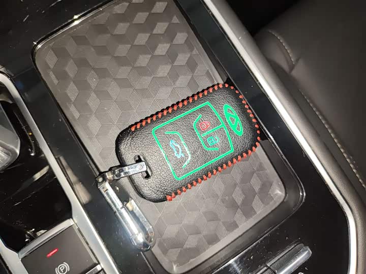 Фото 9 - Chery Tiggo 8