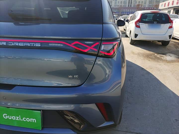 Фото 8 - BYD Dolphin