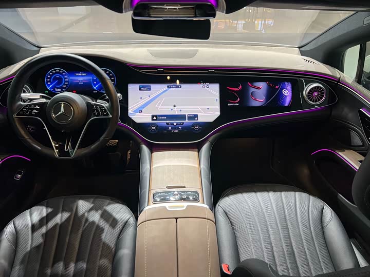 Фото 12 - Mercedes-Benz EQS