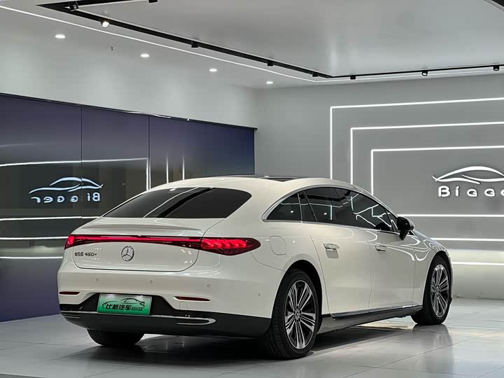 Фото 7 - Mercedes-Benz EQS