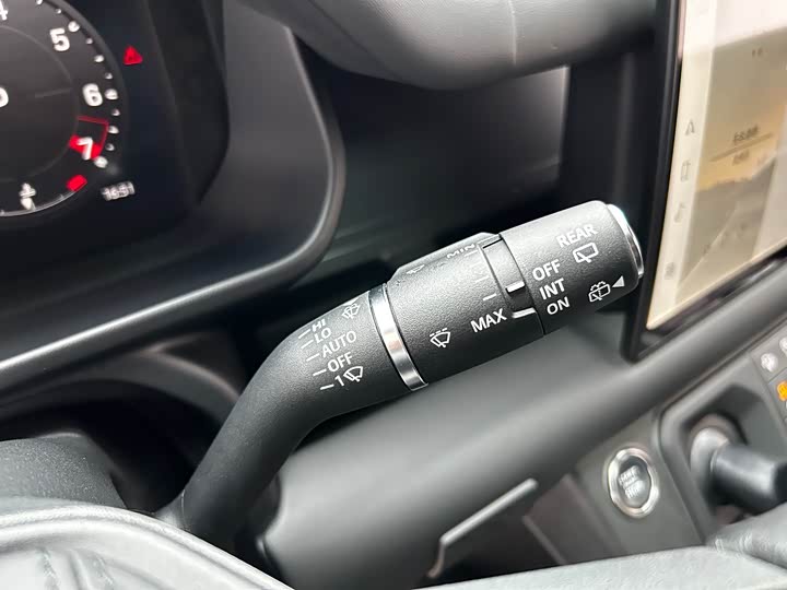 Фото 11 - Land Rover Defender