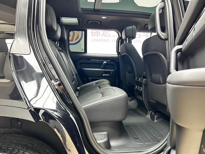 Фото 20 - Land Rover Defender