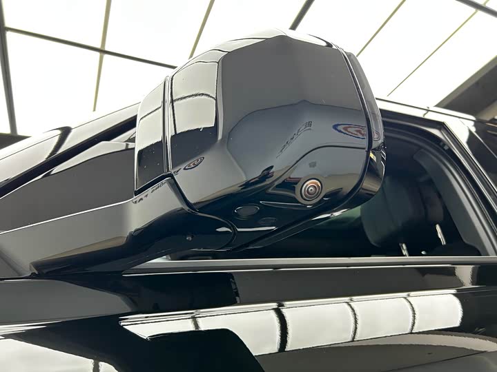 Фото 21 - Land Rover Defender