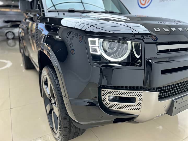 Фото 22 - Land Rover Defender