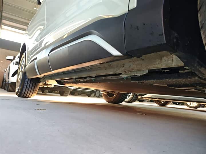 Фото 21 - BYD Yuan Up