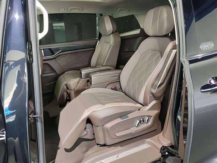 Фото 17 - Volkswagen Viloran