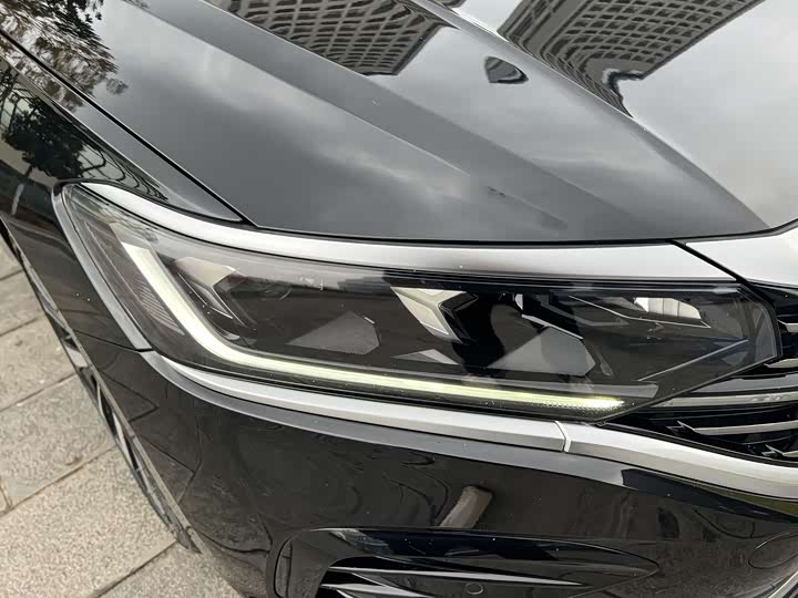 Фото 28 - Volkswagen Passat