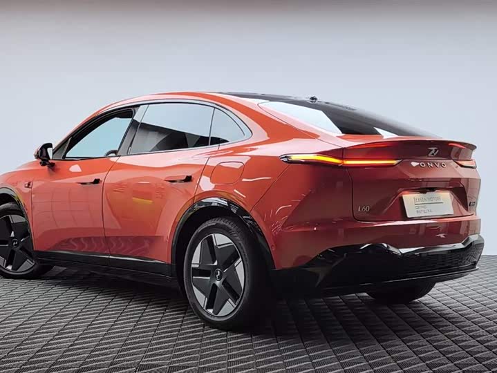 Фото 6 - Nio Onvo L60