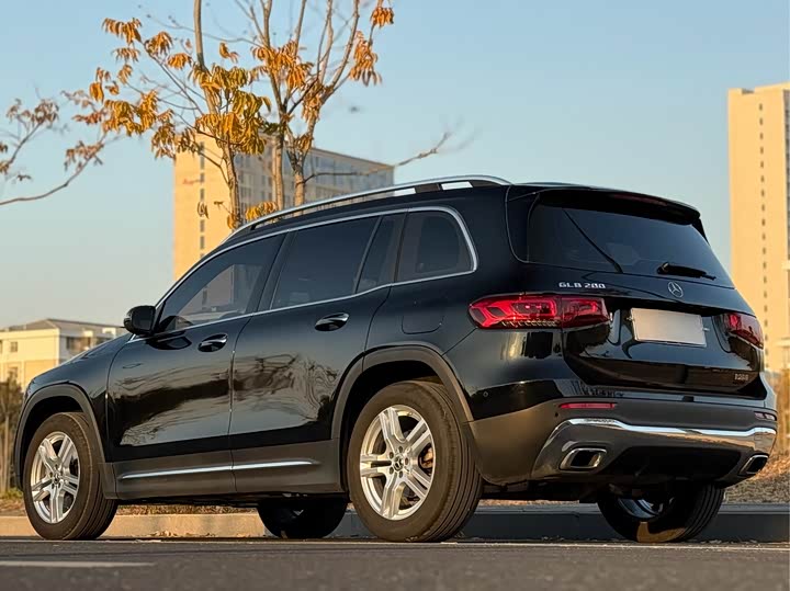 Фото 14 - Mercedes-Benz GLB-Class