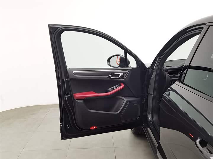 Фото 8 - Porsche Macan