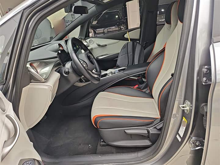 Фото 15 - BYD Dolphin