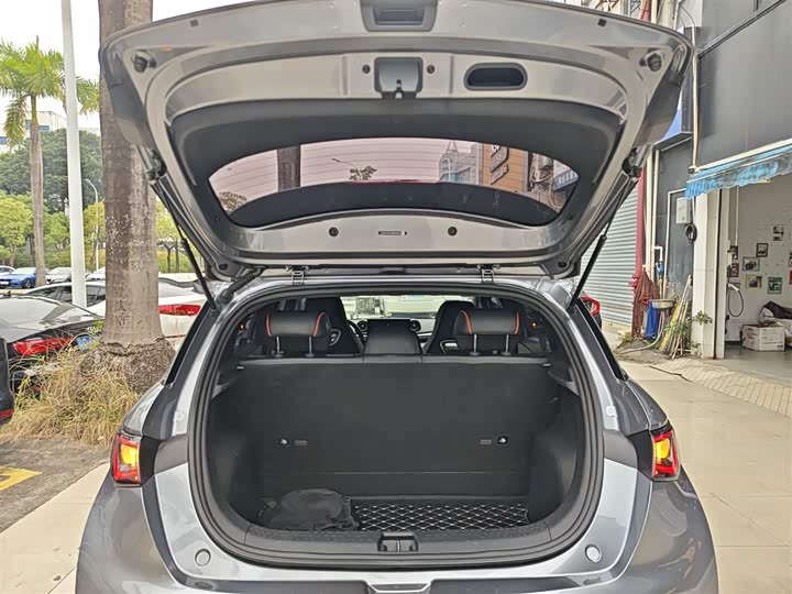 Фото 19 - BYD Dolphin