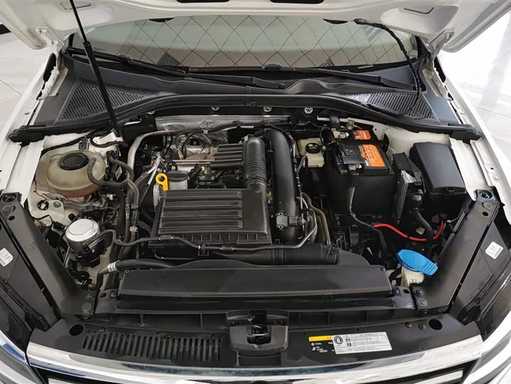 Фото 10 - Volkswagen Lamando L