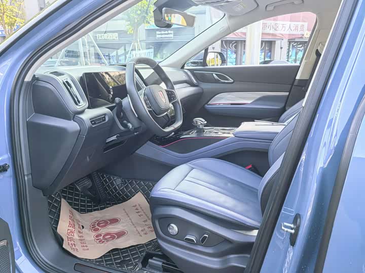 Фото 7 - Hongqi HS3