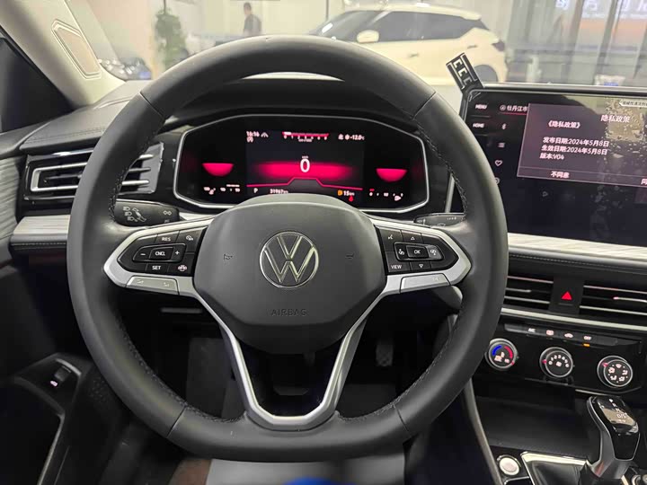 Фото 15 - Volkswagen Sagitar L