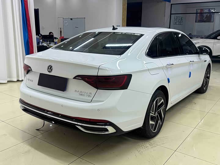 Фото 6 - Volkswagen Sagitar L