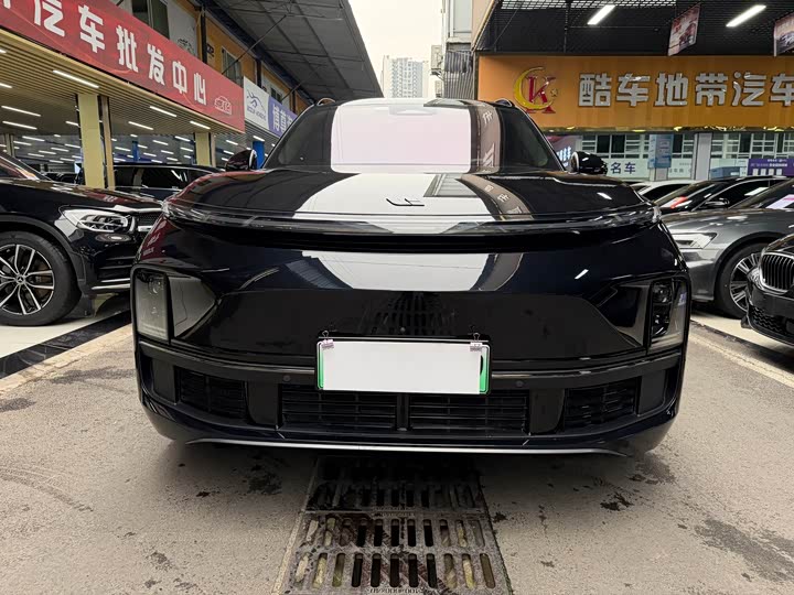 Фото 2 - LiXiang L8