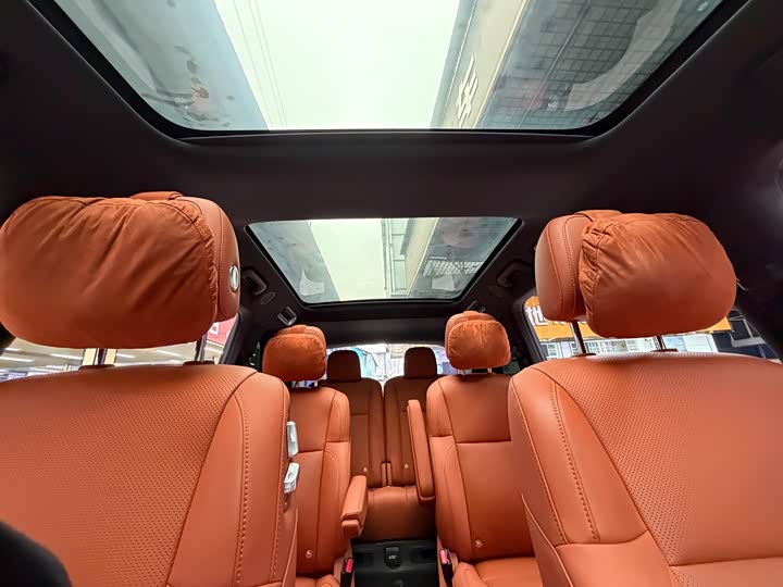 Фото 28 - LiXiang L8