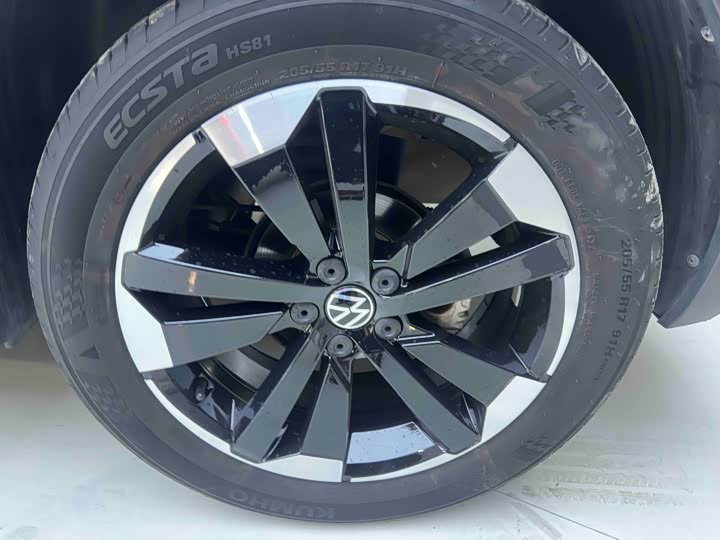 Фото 21 - Volkswagen Tacqua