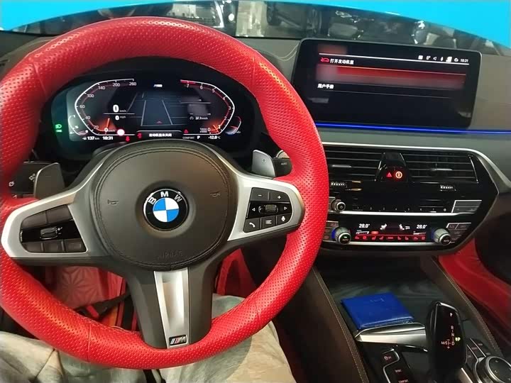 Фото 10 - BMW 5 Series