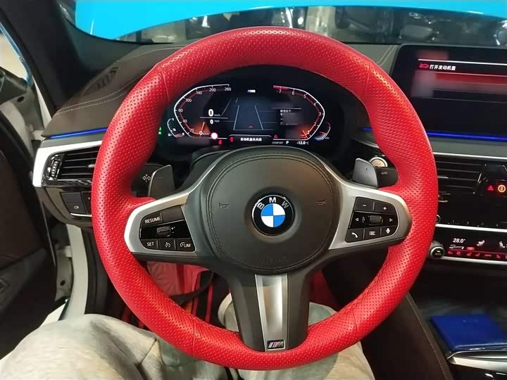 Фото 11 - BMW 5 Series