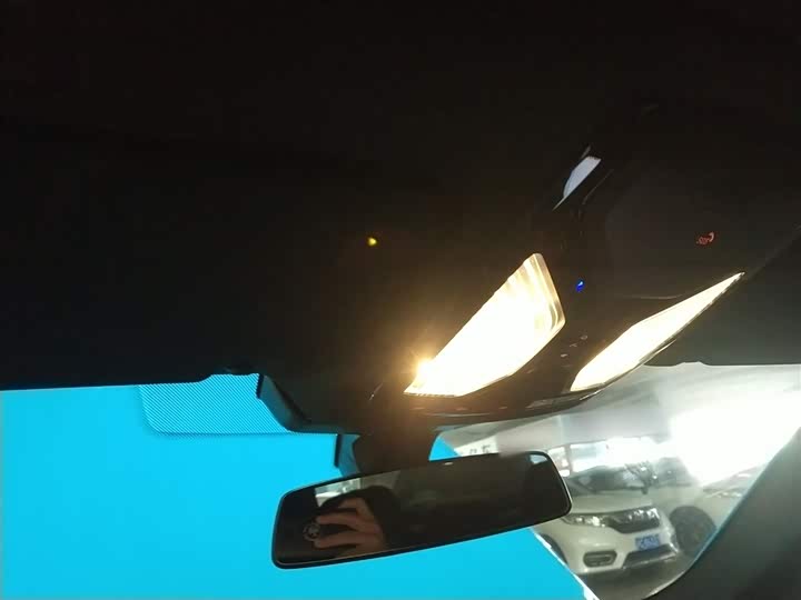 Фото 18 - BMW 5 Series