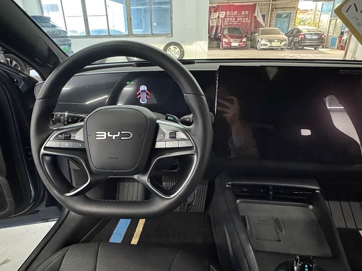 Фото 13 - BYD Seal