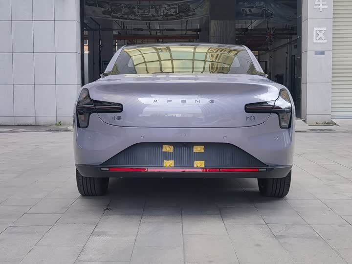Фото 12 - XPeng Mona M03