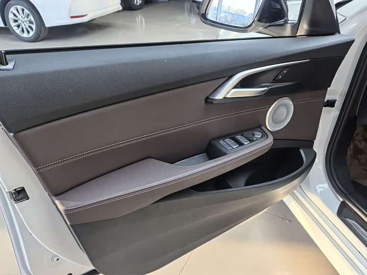 Фото 10 - BMW 1 Series