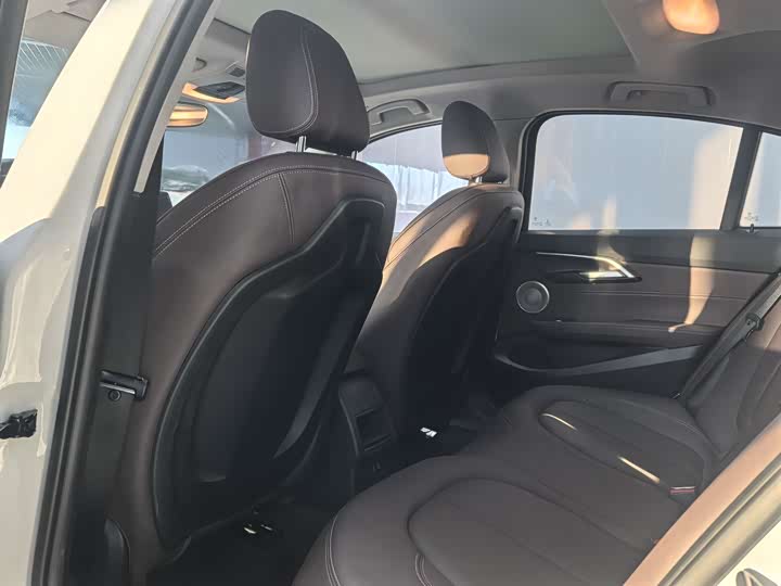 Фото 11 - BMW 1 Series