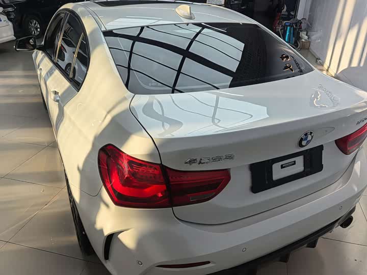 Фото 12 - BMW 1 Series