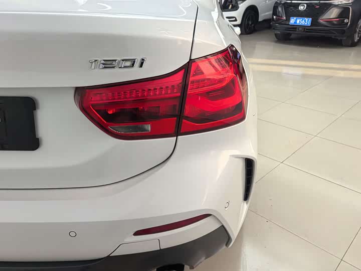 Фото 13 - BMW 1 Series