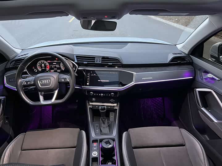 Фото 8 - Audi Q3