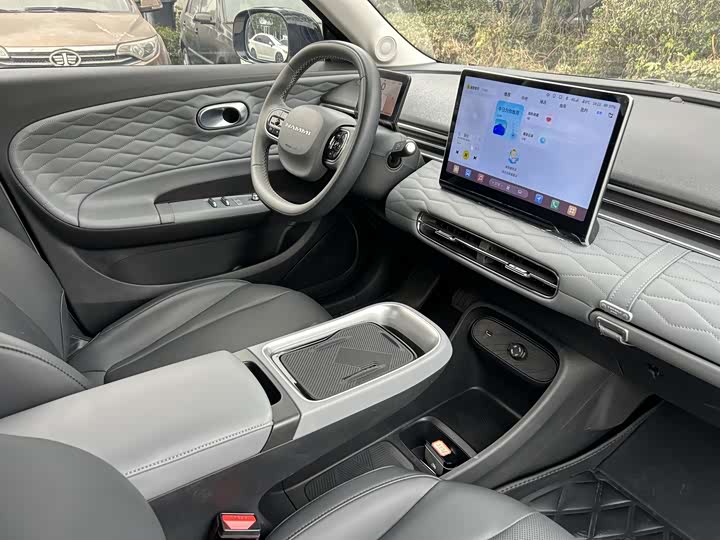 Фото 14 - Dongfeng Nammi 01