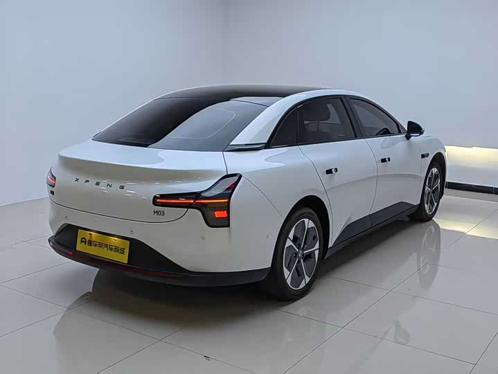 Фото 16 - XPeng Mona M03