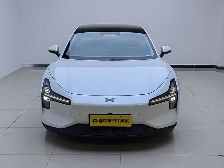 Фото 2 - XPeng Mona M03