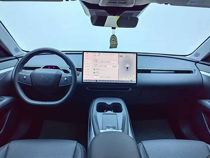 Фото 20 - XPeng Mona M03