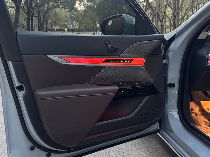 Фото 7 - BMW 7 Series