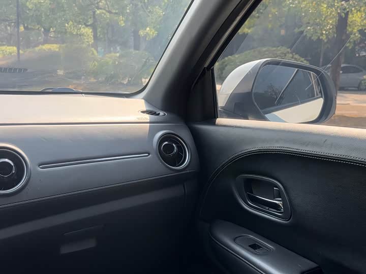 Фото 10 - Honda XR-V