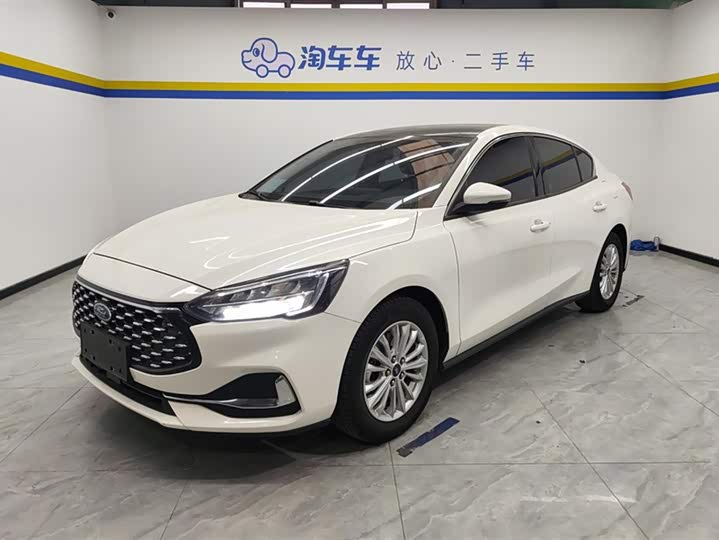 Фото 1 - Ford Focus