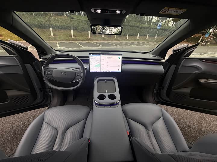 Фото 10 - XPeng G7