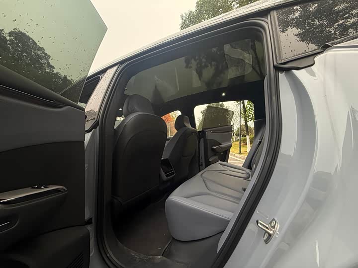 Фото 12 - XPeng G7