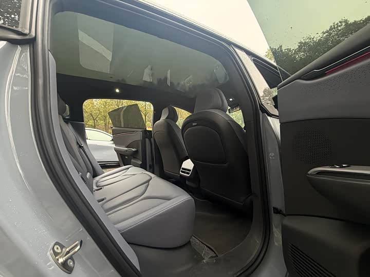 Фото 8 - XPeng G7